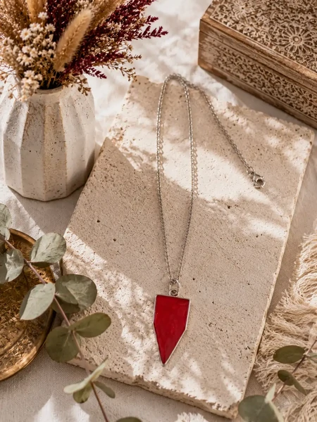 Collier "Éclat Cardinal"