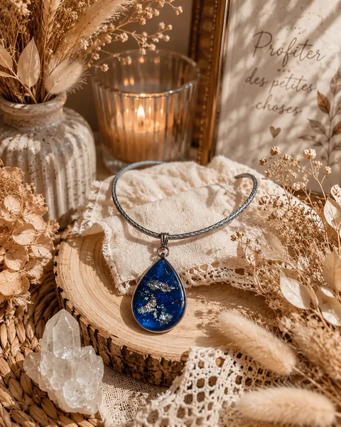 collier goutte bleu